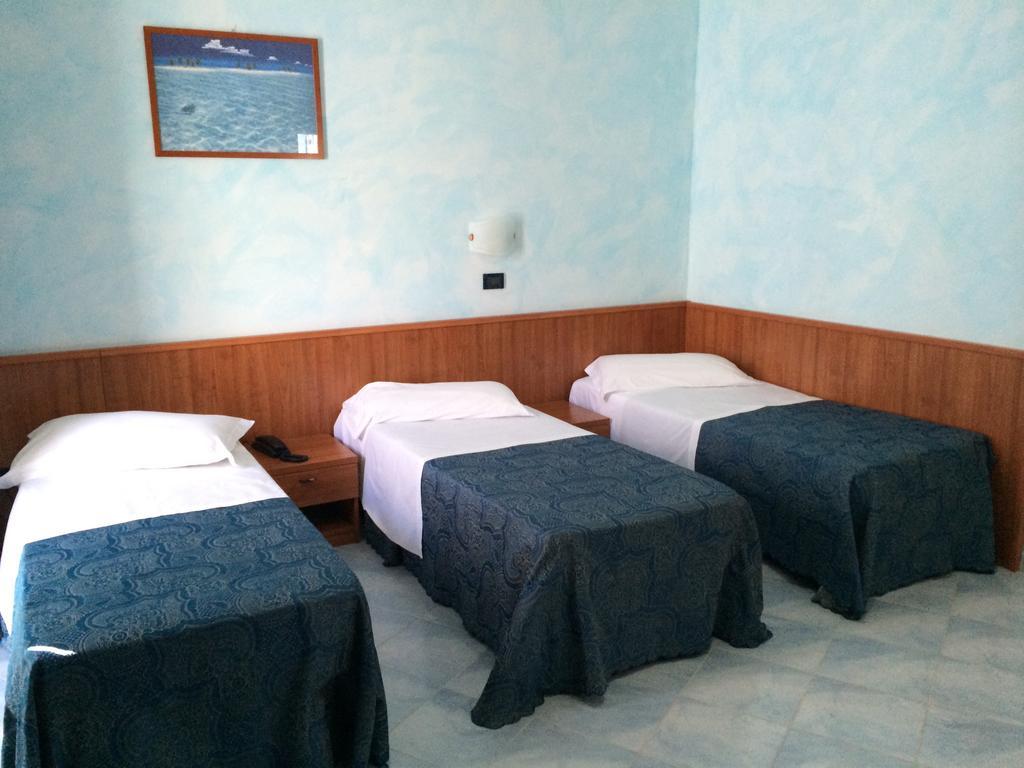 Hotel Milano San Salvo Værelse billede